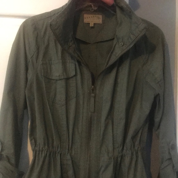 Coat - Picture 2 of 3